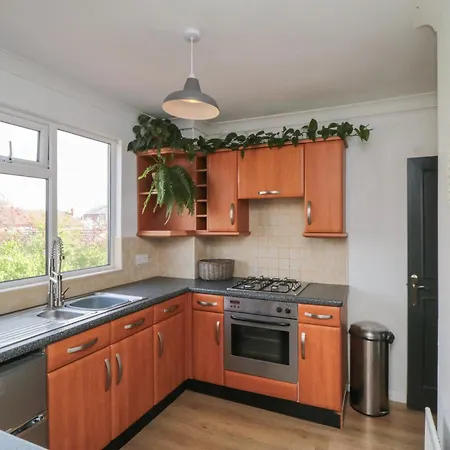 아파트 Top-notch Flat *